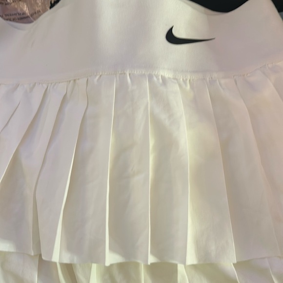 Nike Tennis Skirt - Picture 1 of 1